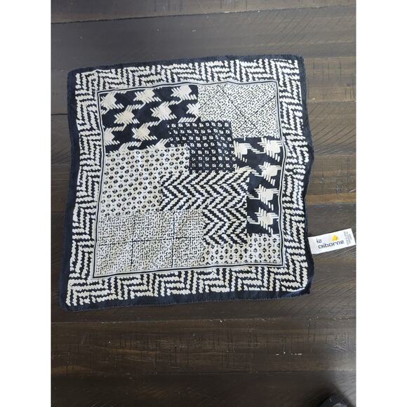 Vintage 100% Silk Elisabeth Liz Claiborne Handkerchief‎ 10 1/2x 10 1/2" - Picture 1 of 4